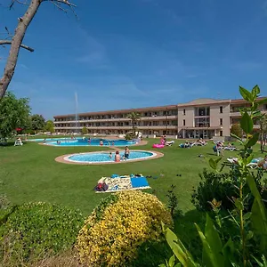https://aparthotel-village-golf-beach.catalonia-hotels.com