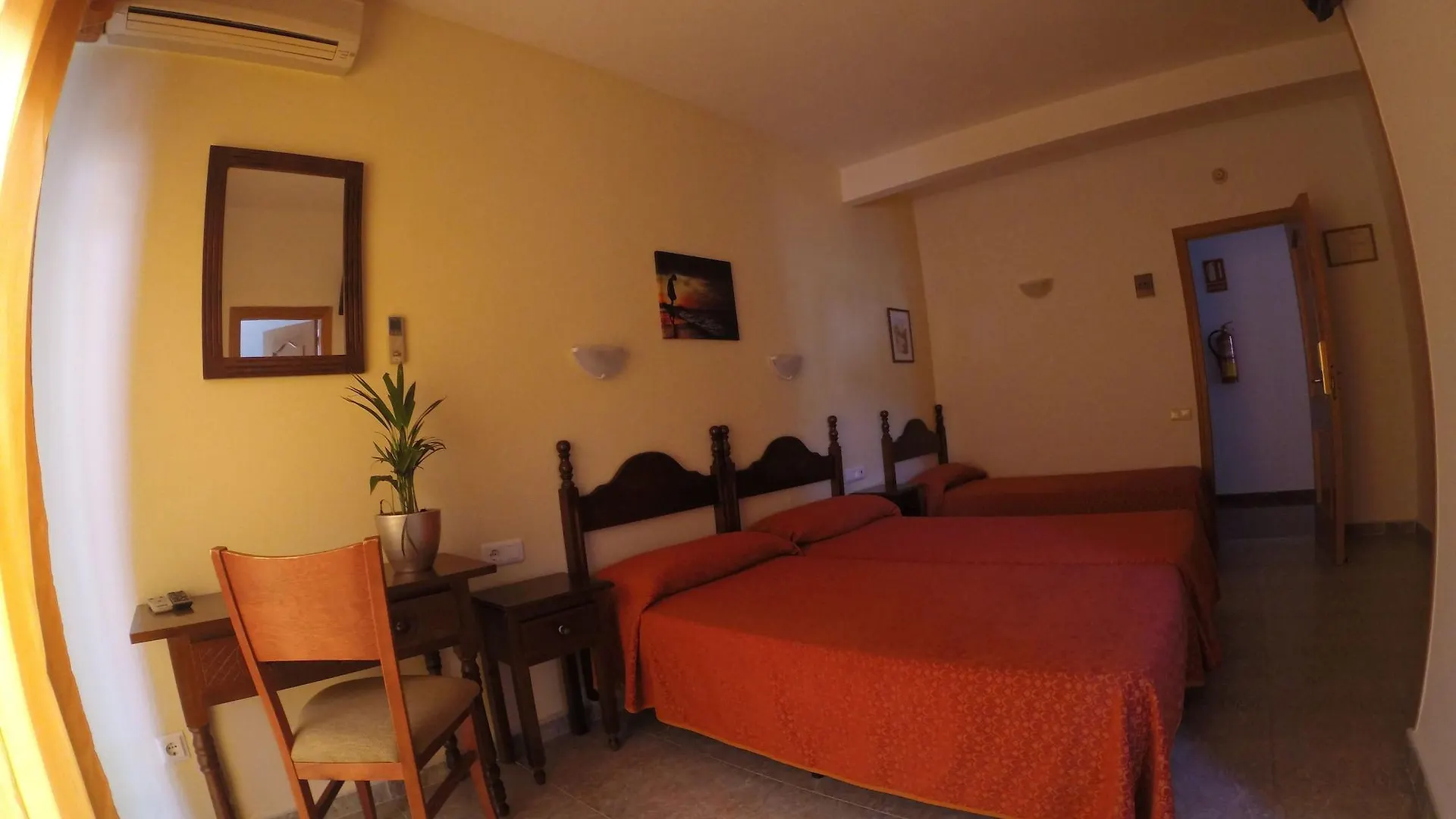 Hotel Carmen Teresa Torremolinos