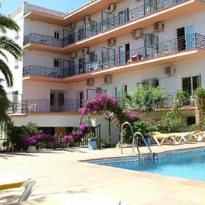 Hotel Carmen Teresa Torremolinos 3*,