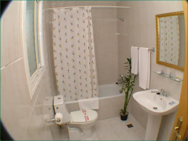 Hotel Carmen Teresa Torremolinos